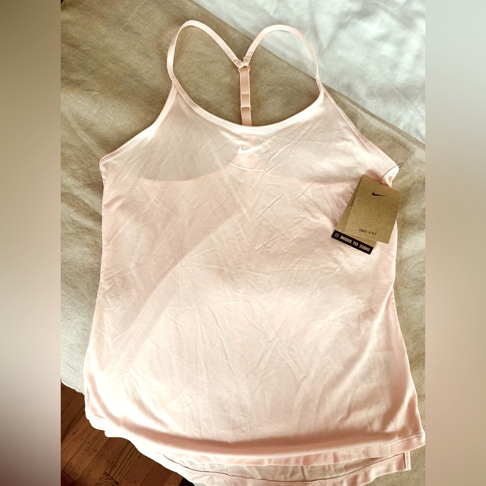 NWT Nike workout tank. Size S